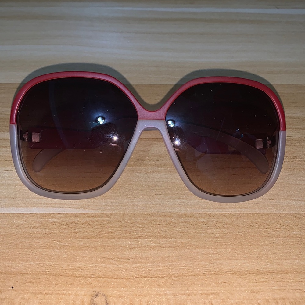 Sun glasses